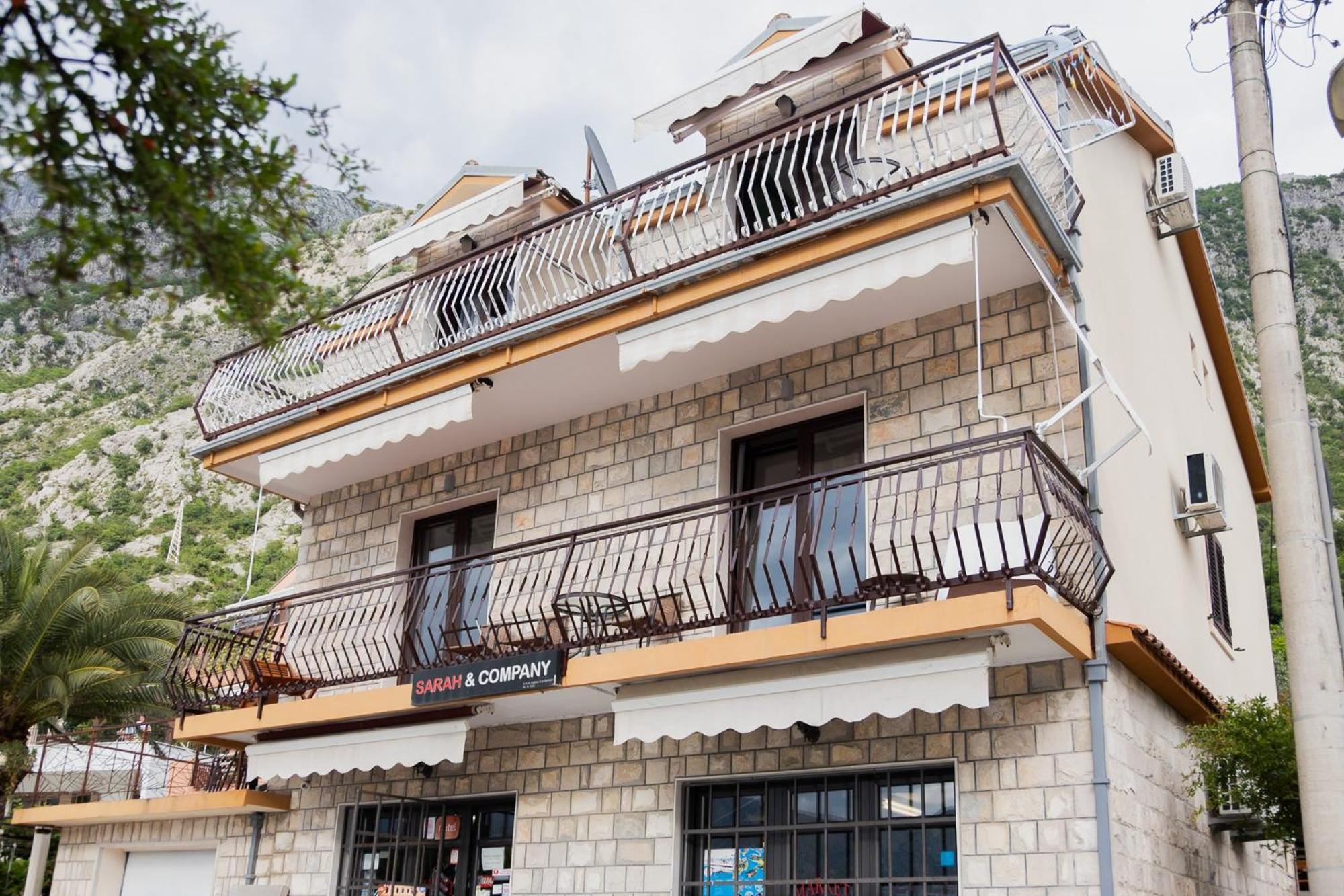 Apartments Djurovic コトル エクステリア 写真